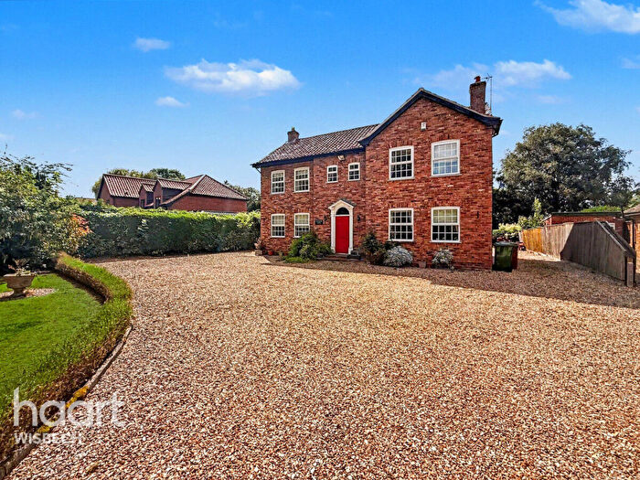 4 Bedroom Detached House For Sale In Main Road, Elm, PE14