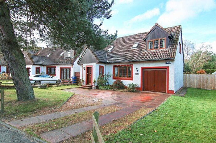 3 Bedroom Detached House For Sale In Seven Pines, Wellingon Cottages, Penicuik, EH26