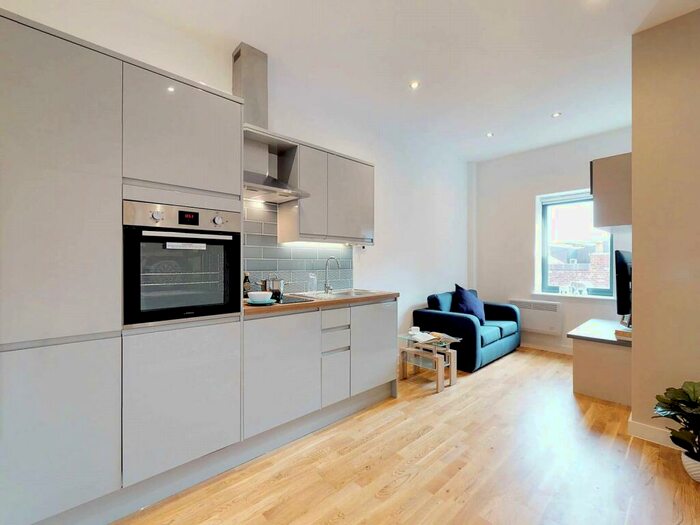 1 Bedroom Apartment To Rent In Apt, Onyx Residence #, S2