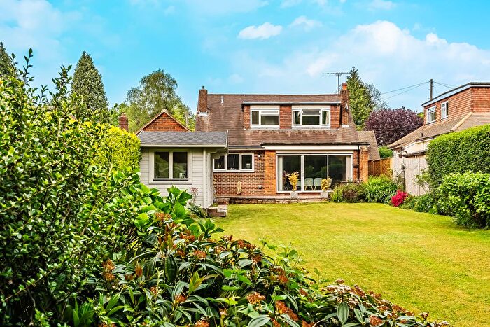 3 Bedroom Detached House For Sale In Viewlands Avenue, Westerham, Kent, TN16