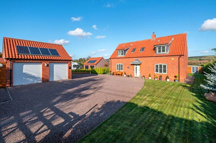 4 Bedroom Detached House For Sale In Mill Lane, Scamblesby, Louth, LN11