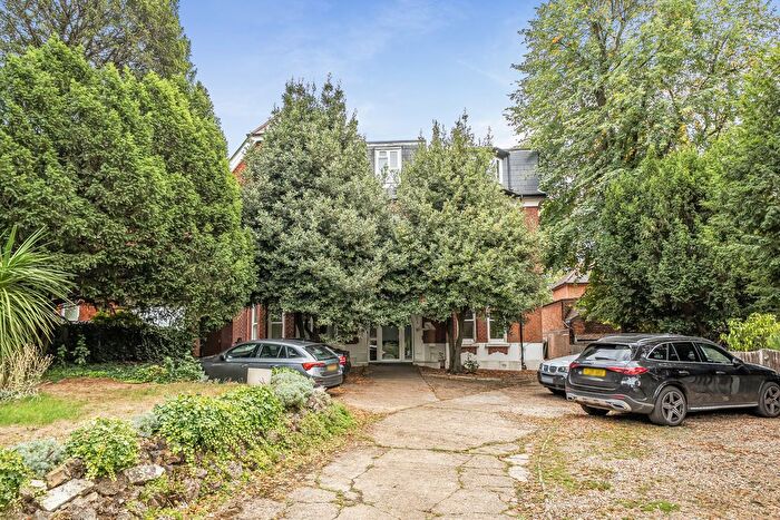 3 Bedroom Flat For Sale In Montpelier Road, Ealing, London, W5