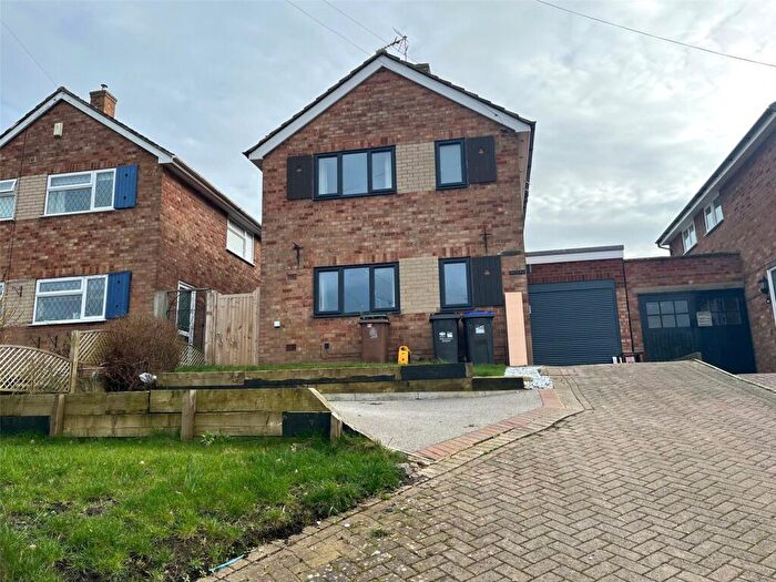 3 Bedroom Link Detached House For Sale In Daventry Road, Norton, Northamptonshire, NN11