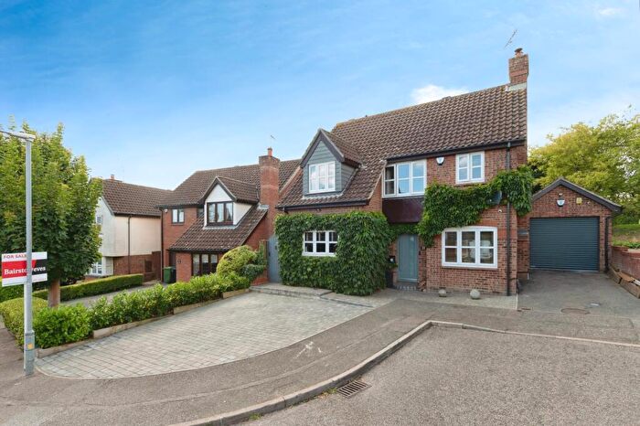3 Bedroom Detached House For Sale In Coopers Drive, Billericay, Essex, CM11