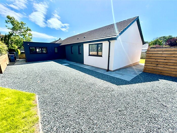 4 Bedroom Bungalow For Sale In Talwrn, Llangefni, Isle Of Anglesey, LL77