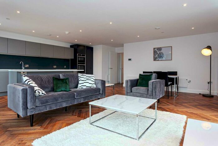 3 Bedroom Apartment To Rent In Owen Street, Manchester, M15