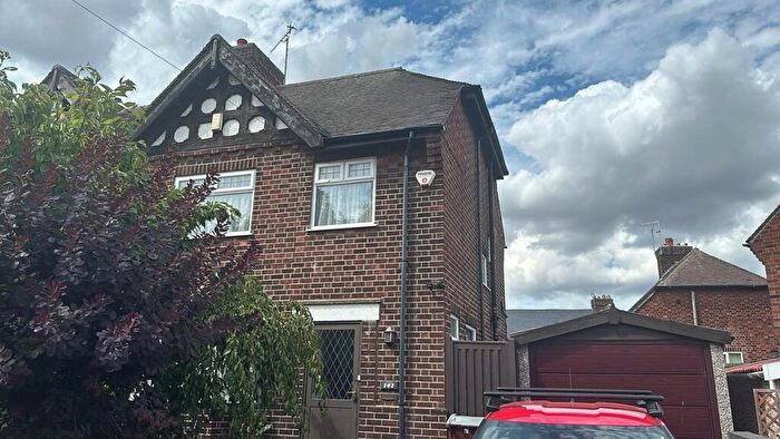 3 Bedroom Semi Detached House For Sale In Bar Lane, Nottingham, Basford Nottingham, NG6