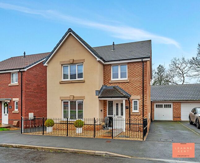 3 Bedroom Detached House For Sale In Stone Field Road, Bedwas, CF83