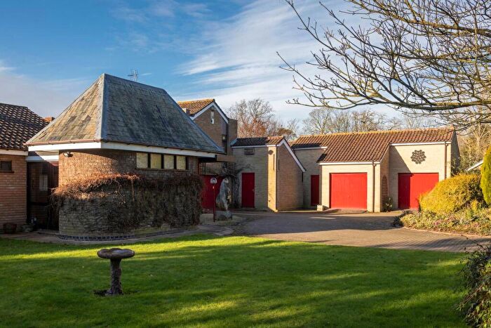 4 Bedroom House For Sale In Church Gate, Whaplode, Spalding, Lincolnshire, PE12