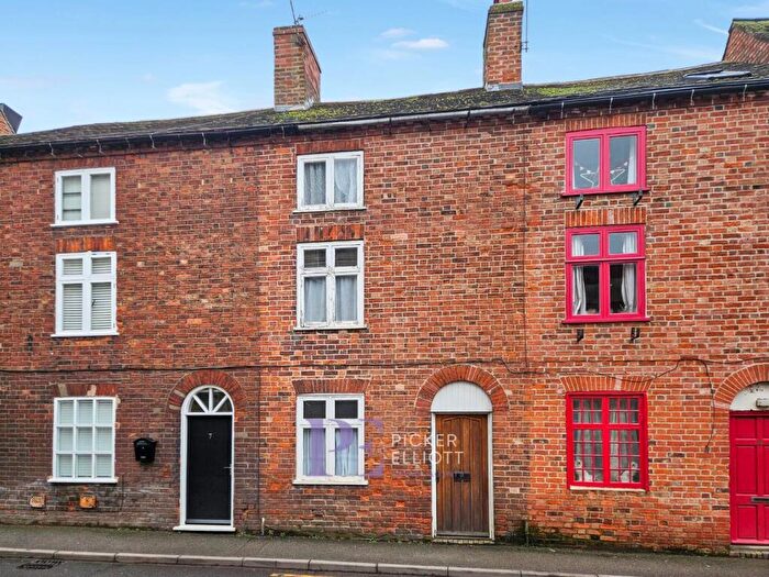 2 Bedroom Property To Rent In Station Road, Market Bosworth, CV13