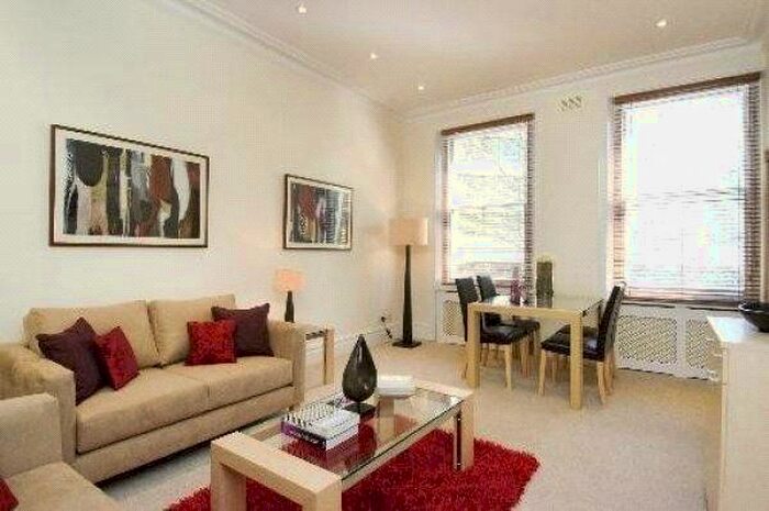 2 Bedroom Flat To Rent In Ashburn Gardens, South Kensington, London, SW7