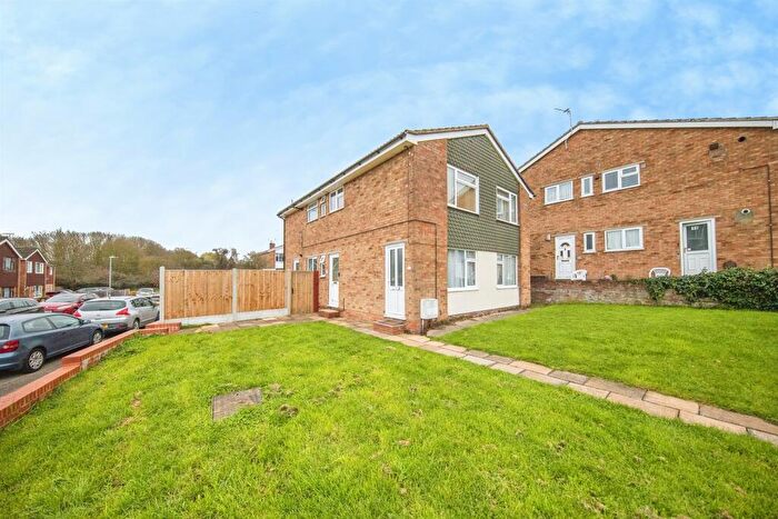 2 Bedroom Maisonette For Sale In Suffolk Close, Colchester, CO4
