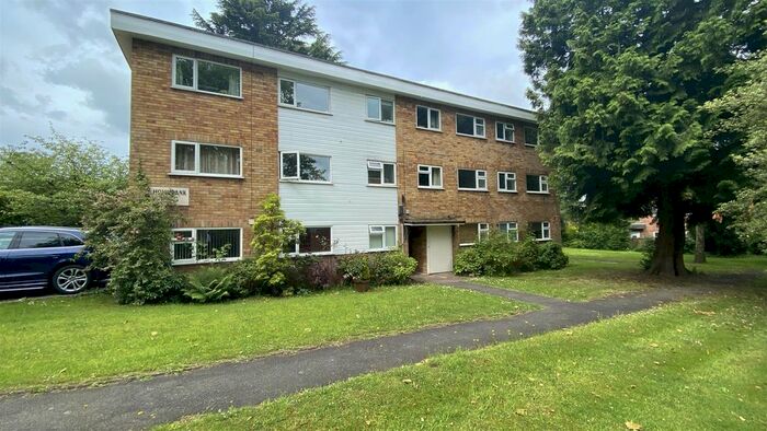 2 Bedroom Flat To Rent In Holly Bank, Earlsdon Avenue South, Earlsdon, Coventry, CV5