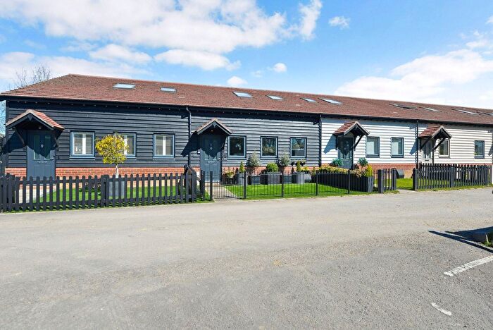 3 Bedroom Barn Conversion For Sale In Loxwood Road, Alfold, GU6