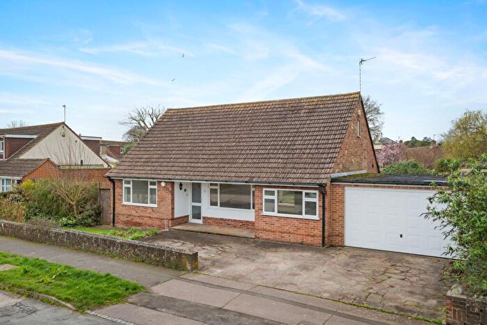 2 Bedroom Detached Bungalow For Sale In The Drive, Hailsham, BN27
