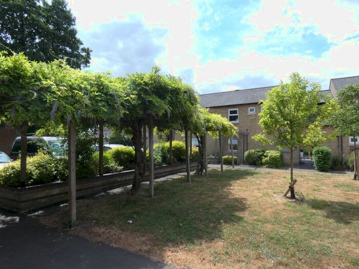 2 Bedroom Flat To Rent In St. Bedes Crescent, Cherry Hinton, Cambridge, CB1