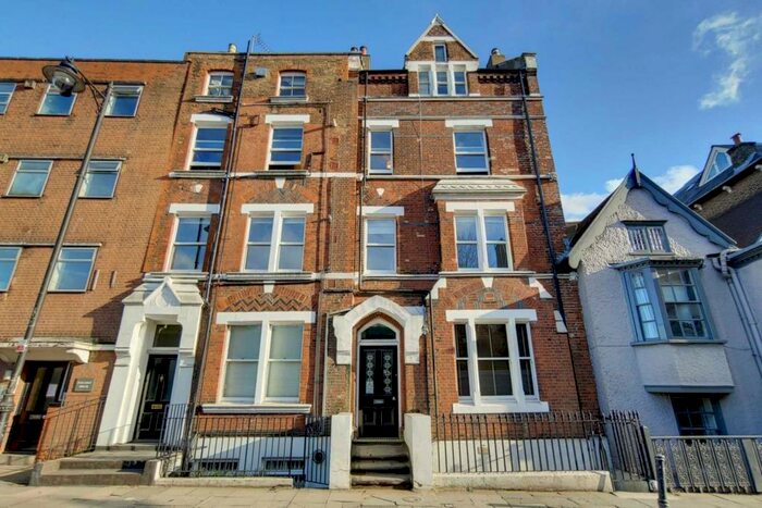 2 Bedroom Flat To Rent In Hornsey Lane, Highgate, N6