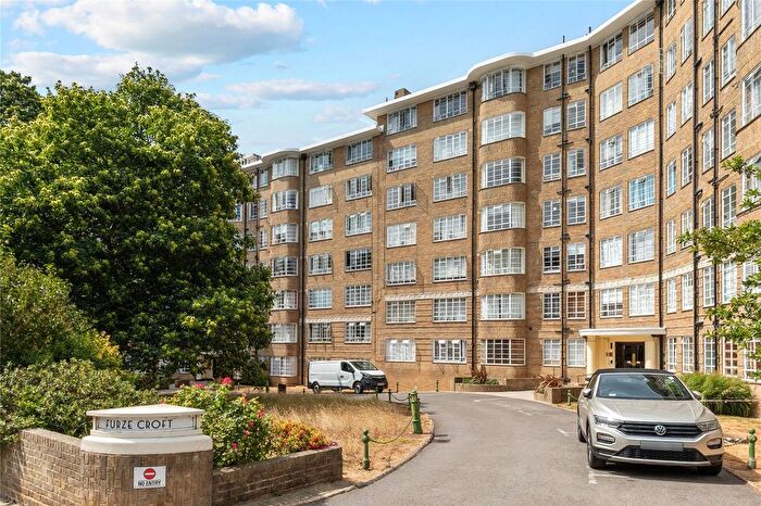 1 Bedroom Flat For Sale In Furze Hill, Hove, East Sussex, BN3