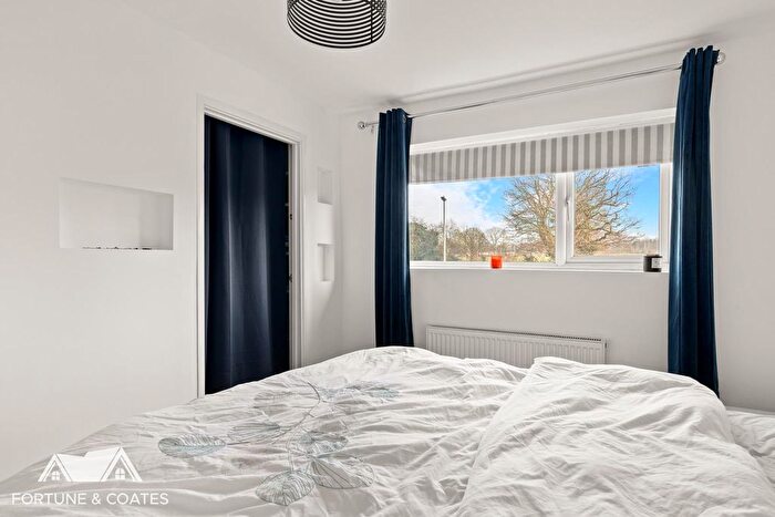 3 Bedroom Terraced House For Sale In Nicholls Field, Harlow, CM18