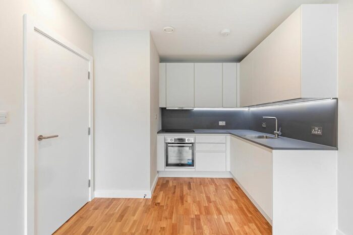 1 Bedroom Flat To Rent In Flat Premier House Canning Road, HA3