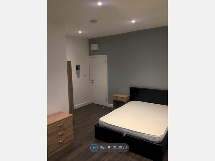 Studio To Rent In Tudor Road, Leicester, LE3