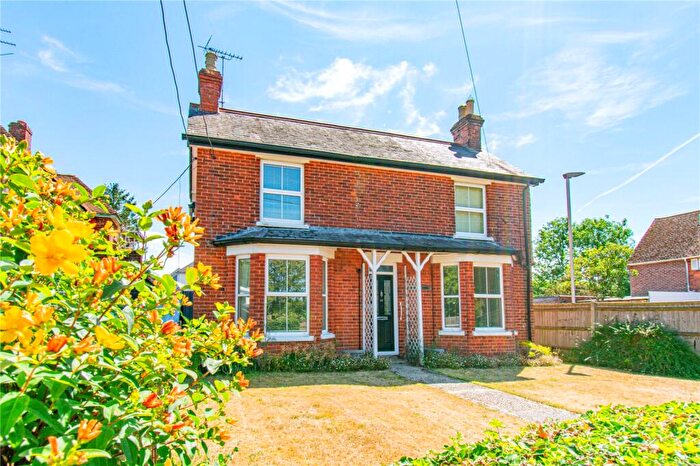 3 Bedroom Detached House For Sale In Henwick Lane, Thatcham, Berkshire, RG18