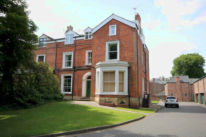 1 Bedroom Flat To Rent In Wilmslow Road, Manchester, Greater Manchester, M20