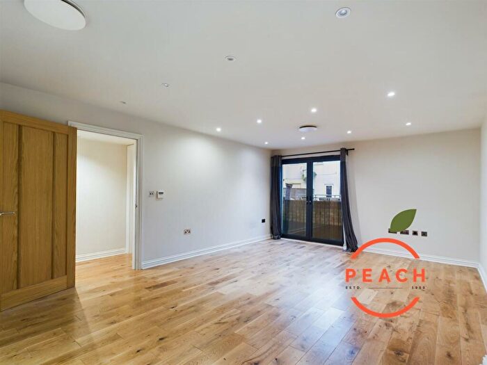 2 Bedroom Apartment To Rent In Frankie House Whitby Street, Shoreditch, E1