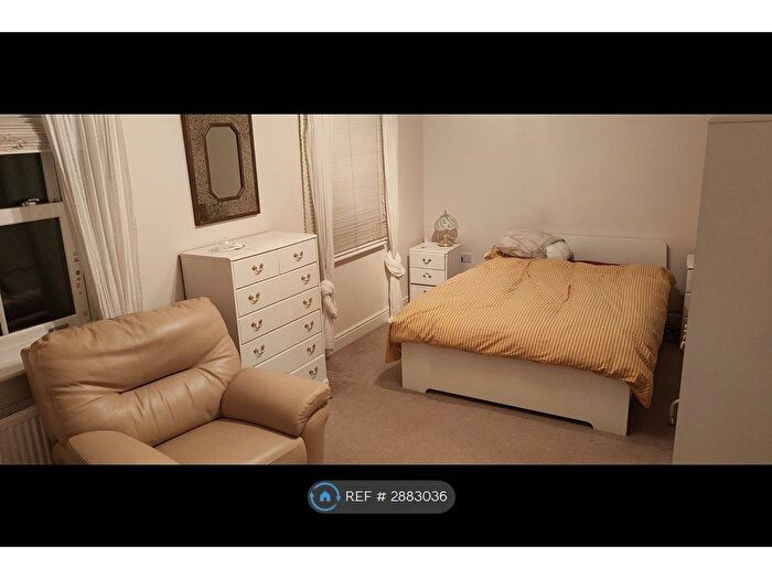 4 Bedroom Semi-Detached House To Rent In Rouse Way, Colchester, CO1