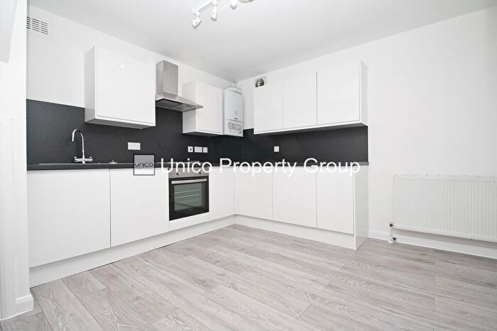 1 Bedroom Maisonette To Rent In Ford Road, London, E3