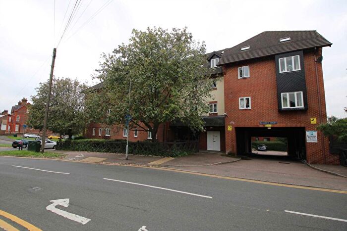 2 Bedroom Apartment To Rent In Regency Court, Alexandra Road, Hemel Hempstead, Hertfordshire, HP2