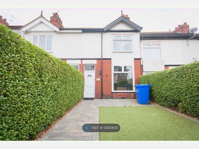 4 Bedroom Terraced House To Rent In Highgrove Road, Stoke-On-Trent ST4