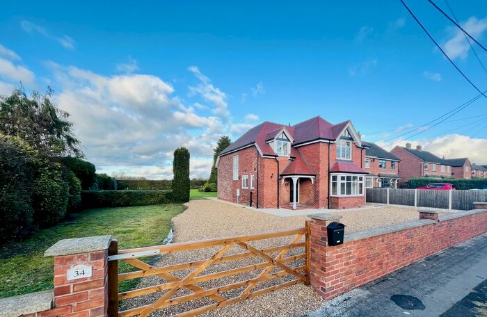 4 Bedroom Detached House For Sale In Betchton Road, Sandbach, CW11