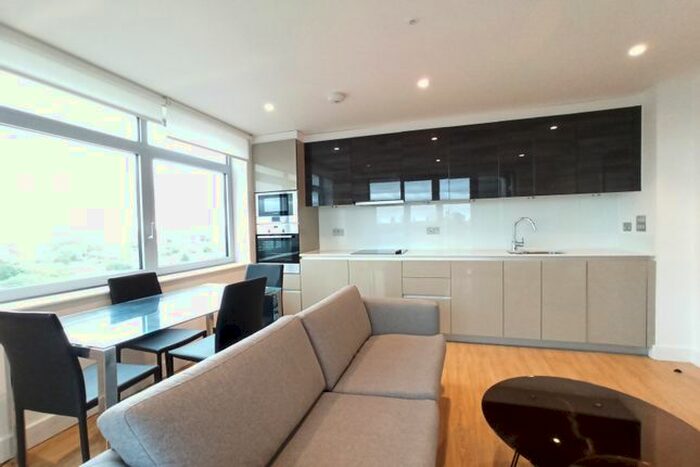 2 Bedroom Flat To Rent In Barking Road, London, E16