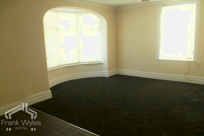 3 Bedroom Flat To Rent In Waterloo Road, Blackpool, Lancashire, FY4