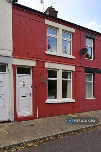 3 Bedroom Terraced House To Rent In Lunt Road, Bootle, L20