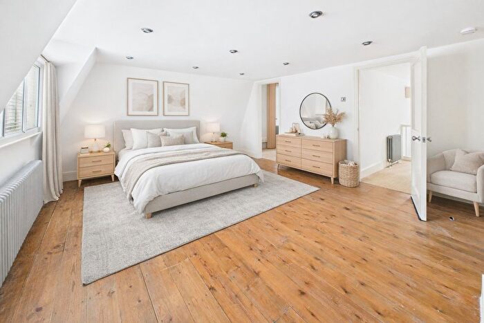 2 Bedroom Flat To Rent In Earlham Street, Covent Garden, WC2H