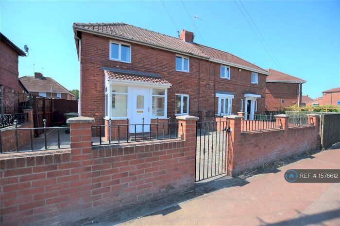2 Bedroom Semi-Detached House To Rent In Victoria Road, Gateshead, NE8