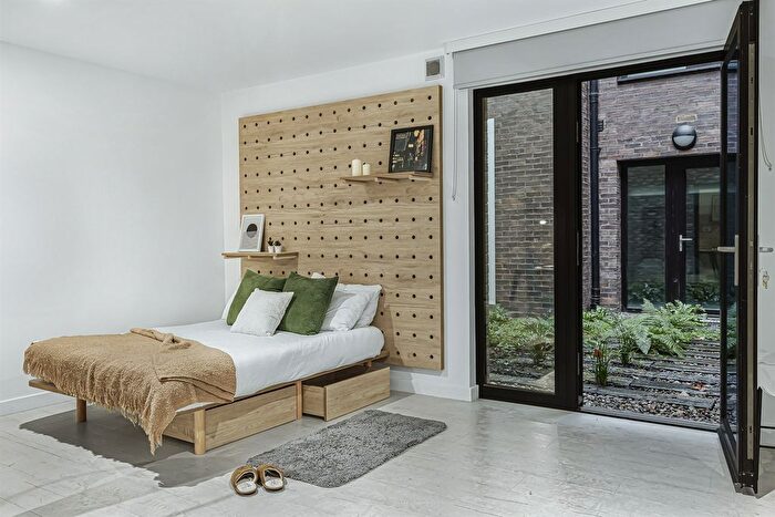 Studio To Rent In Node Limehouse, E14