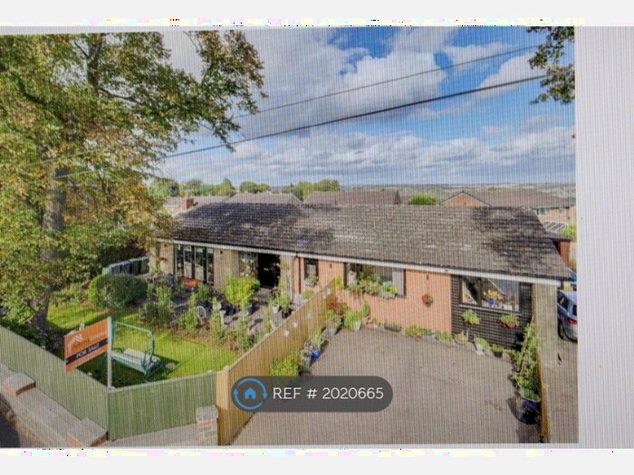 5 Bedroom Bungalow To Rent In Chapel Lane, Dewsbury, WF12