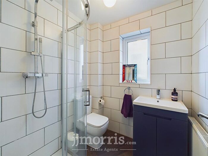 4 Bedroom Detached House For Sale In Uzmaston Road, Haverfordwest, SA61