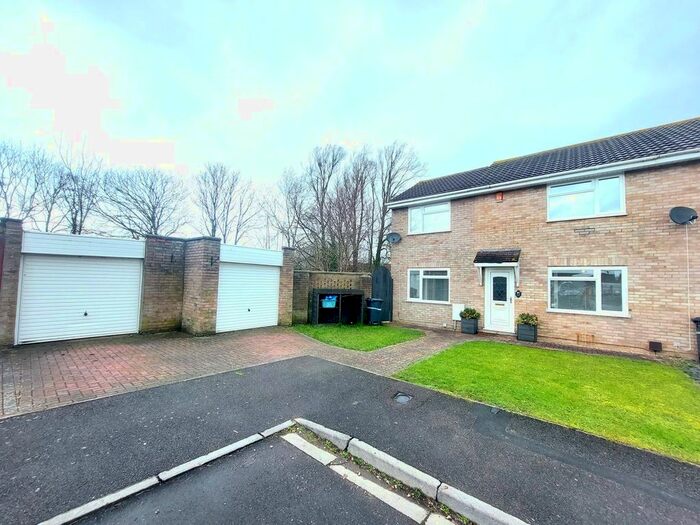 3 Bedroom Semi-Detached House To Rent In Lobelia Close, Highbridge, TA9