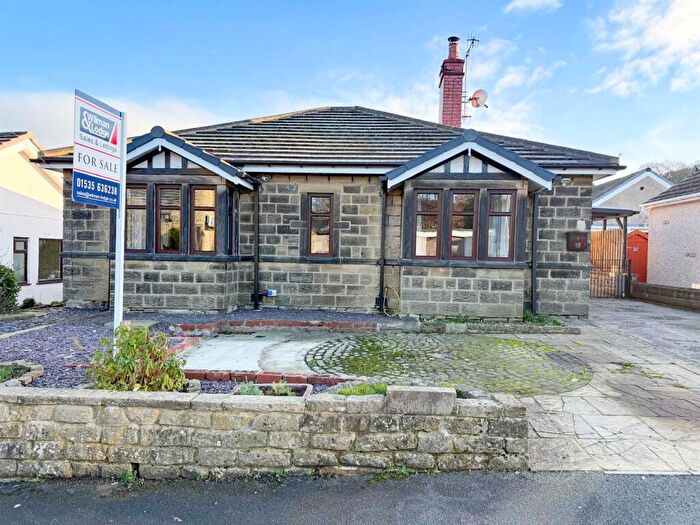 4 Bedroom Detached Bungalow For Sale In Park Drive, Sutton-In-Craven, BD20