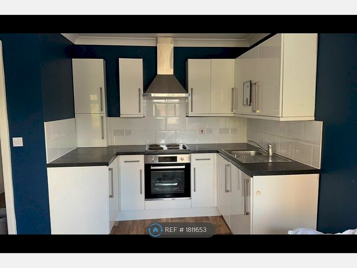 2 Bedroom Flat To Rent In Southchurch Road, Southend-On-Sea, SS1