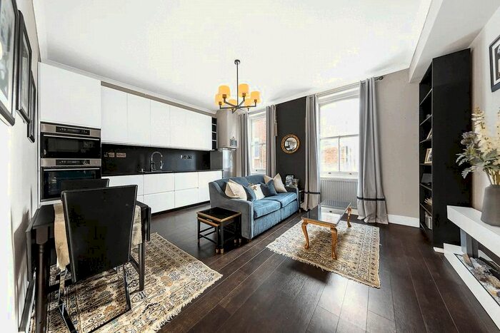 2 Bedroom Flat To Rent In Comeragh Road, London, W14
