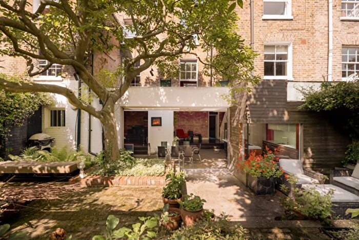6 Bedroom Terraced House For Sale In Malvern Road, London Fields, London, E8