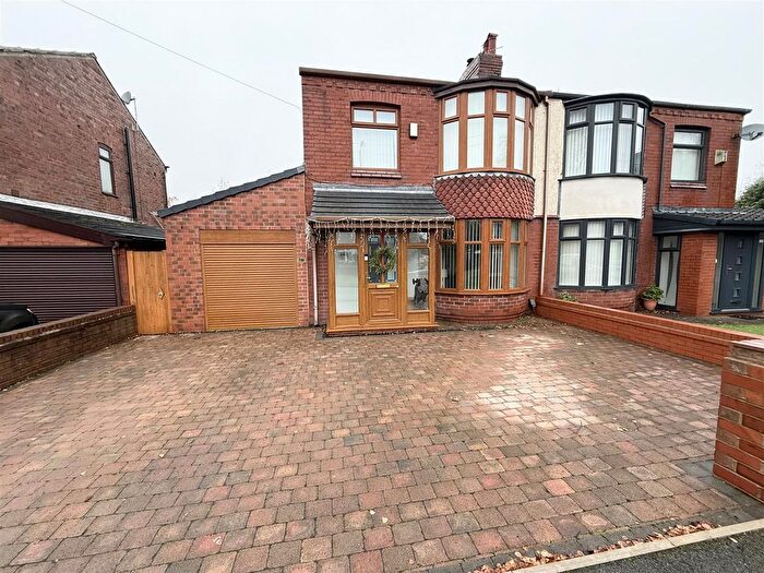 3 Bedroom Semi-Detached House For Sale In Liverpool Road, Haydock, St. Helens, WA11