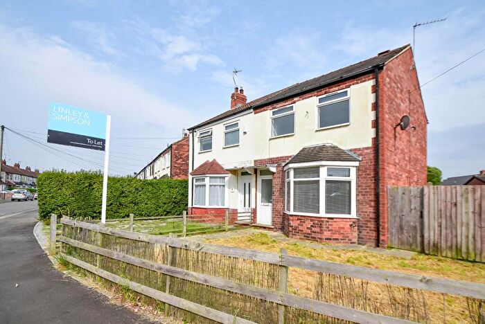 3 Bedroom End Of Terrace House To Rent In St Nicholas Avenue, Hull, East Yorkshire, HU4