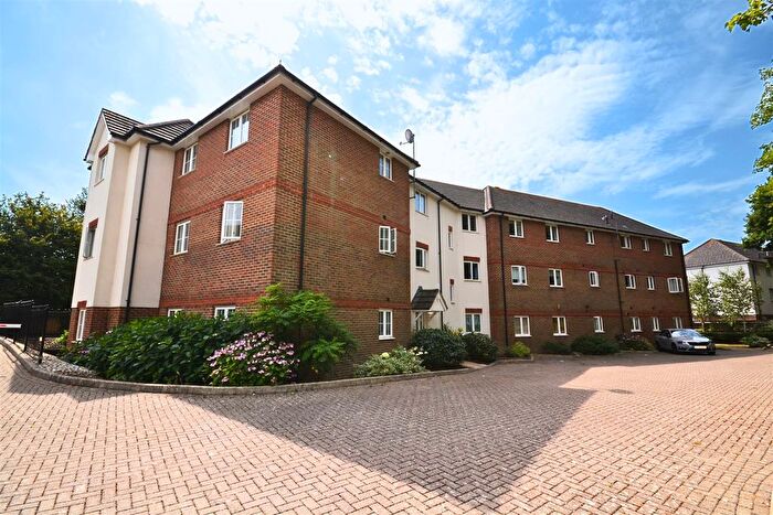 2 Bedroom Flat To Rent In Alpine House, St Leonards On Sea, TN37