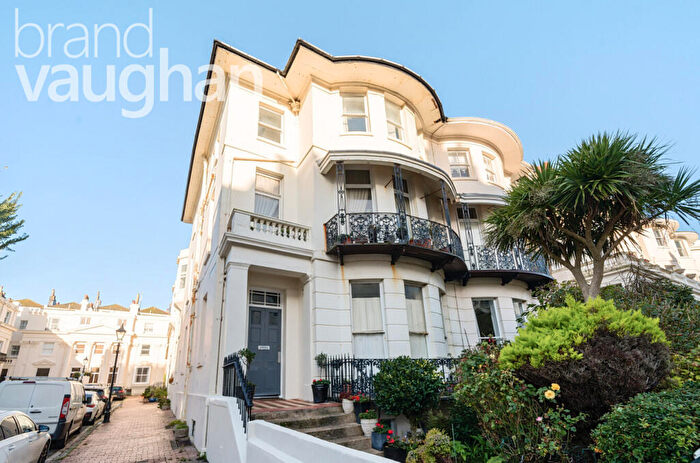 1 Bedroom Flat To Rent In Lansdowne Place, Hove, East Sussex, BN3